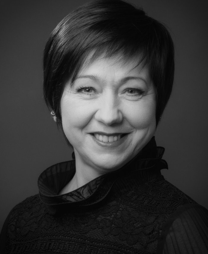IRENA ZELENKAUSKAITĖ